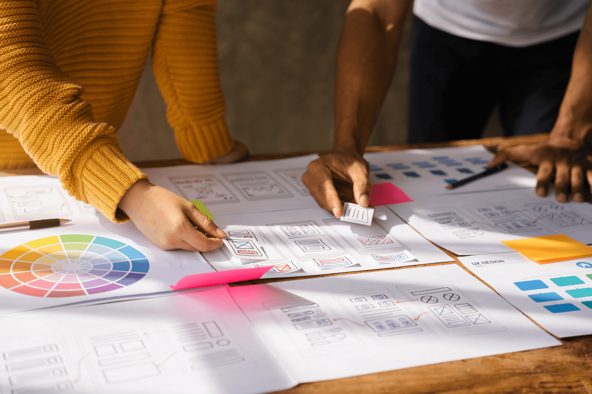 - ux research - ux developer and ui designer brainstorming about m 2022 11 02 04 19 22 utc 1 - ux/ui